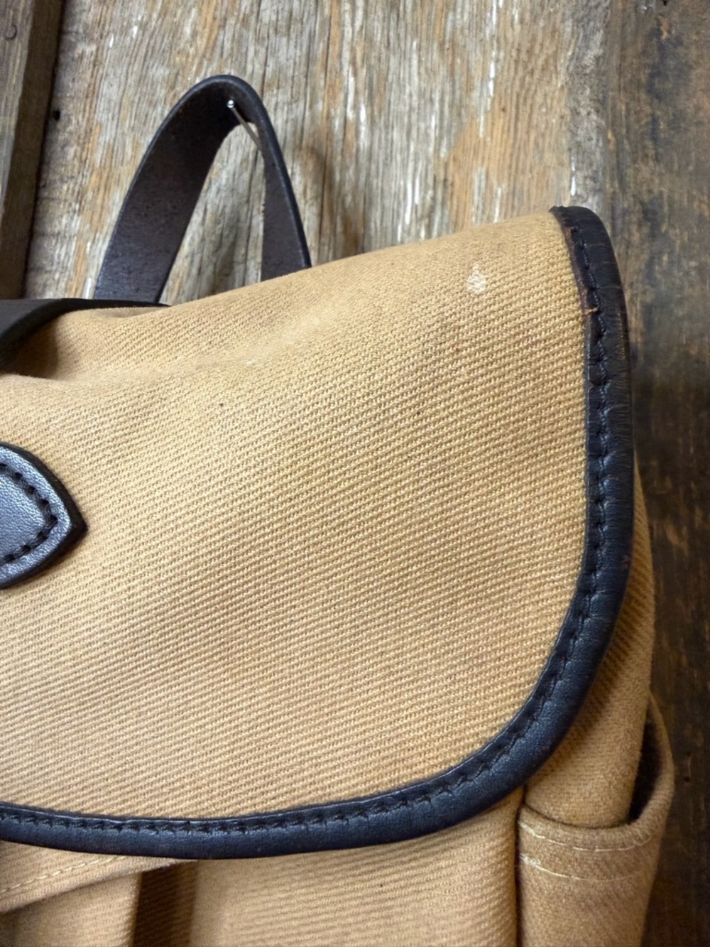 Filson Small Rugged Twill Field Bag Khaki/Leather Made in USA - Picture 3 of 16
